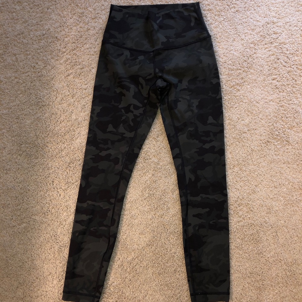 lulu lemon camo leggings